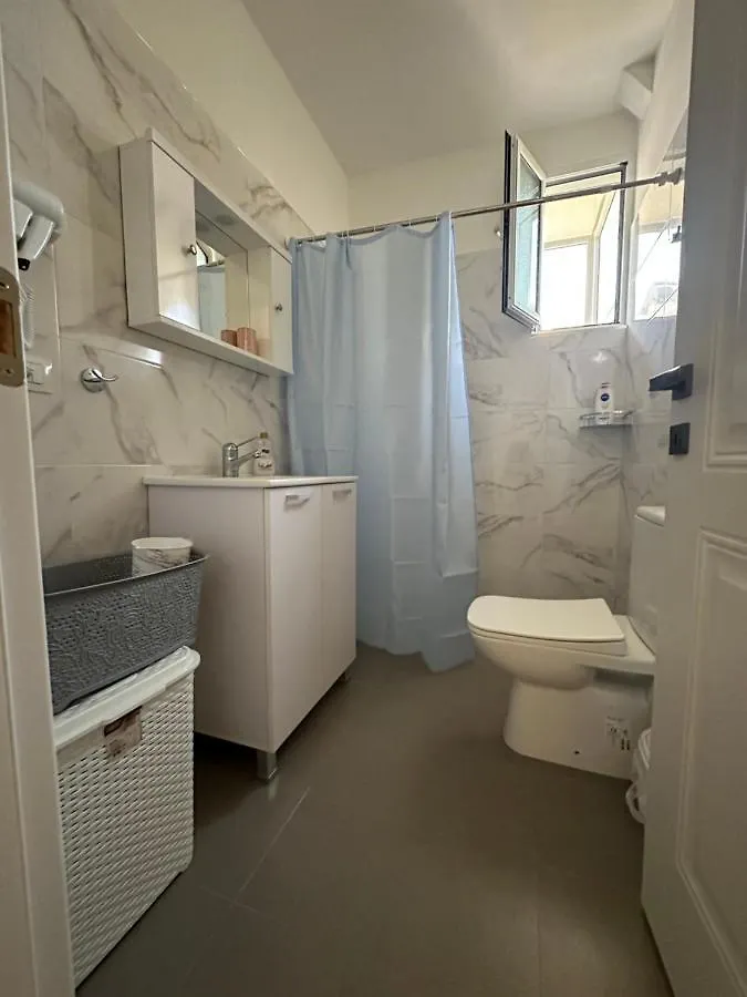 Vlora Central & Comfy Apartment