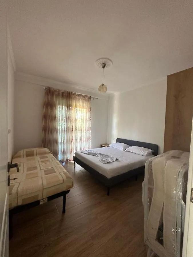 Vlora Central & Comfy Apartment 0*, Vlore
