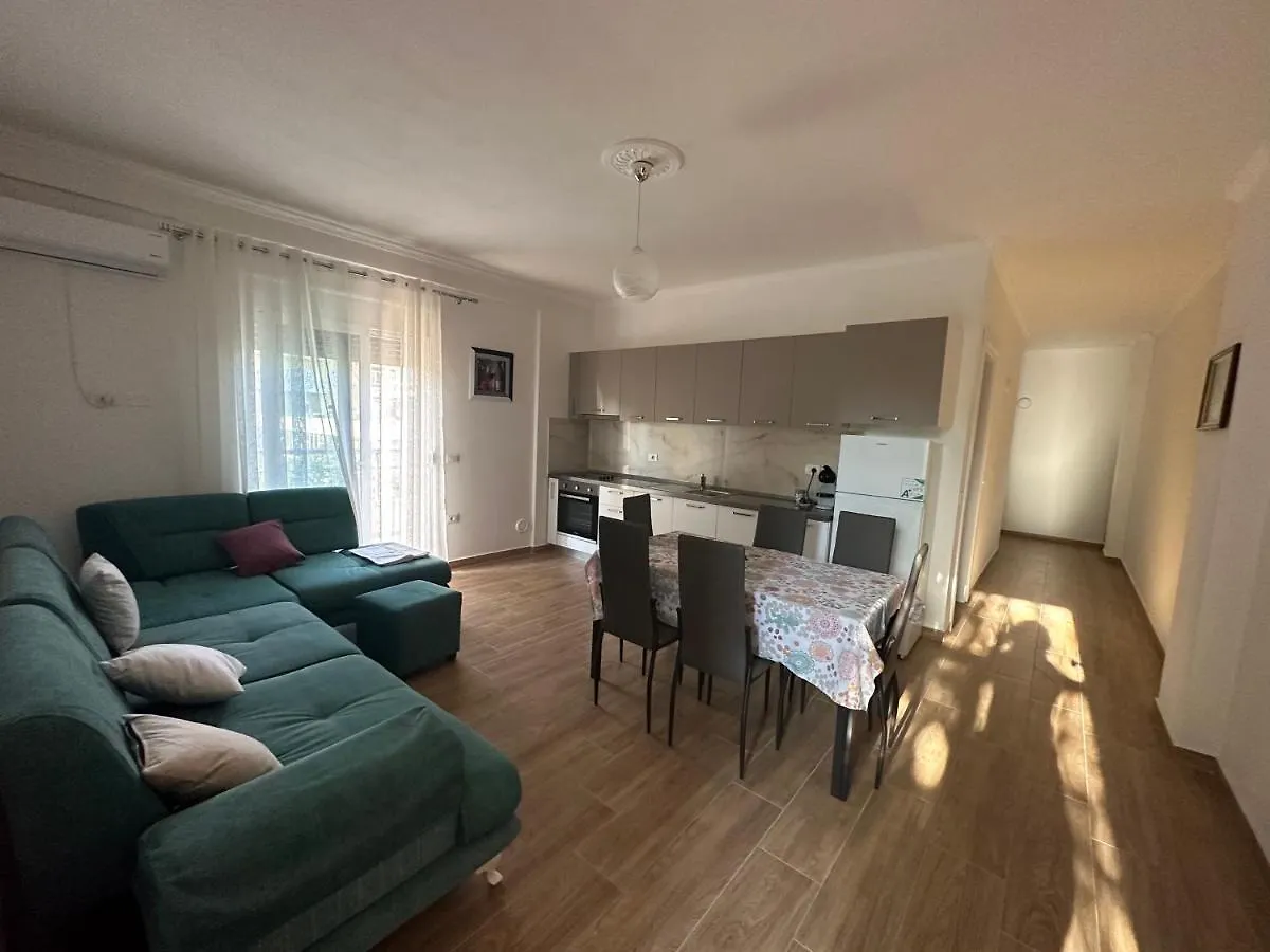 Vlora Central & Comfy Apartment